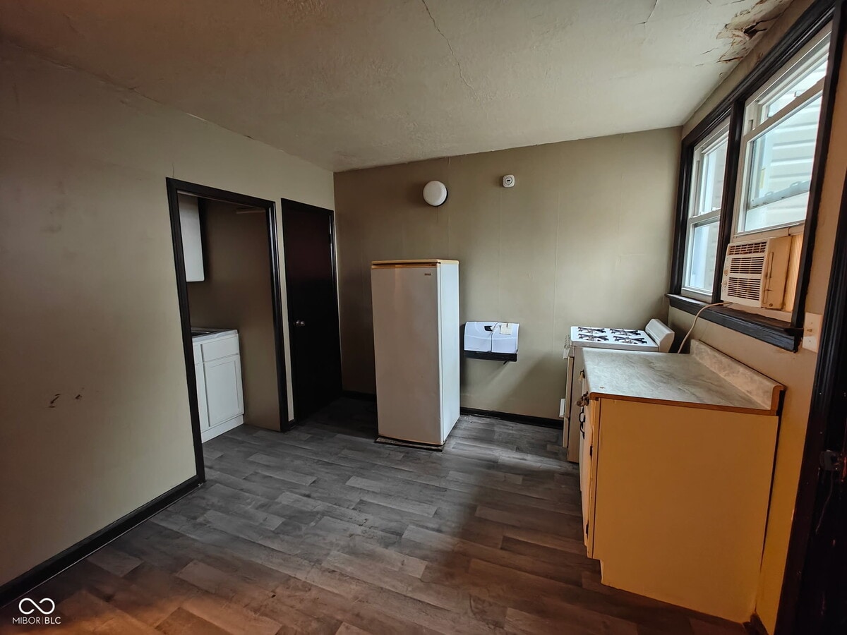 Photo - 202 E Taylor St Unidad 4