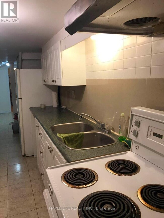 Photo - 235 Oakwood Ave