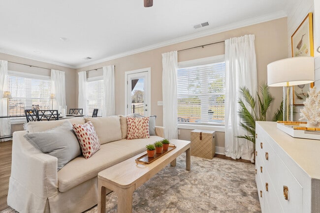 Apartamentos Indigo Cove — foto de la comunidad