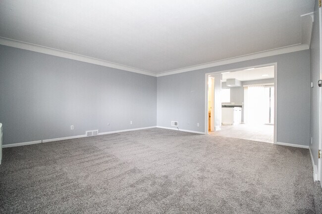 Photo - 5317 Jackman Rd Unit 0