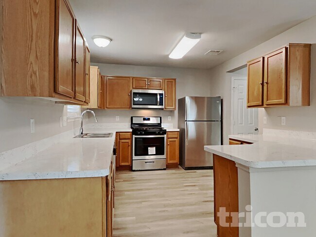 Photo - 7711 Cypress Edge Dr