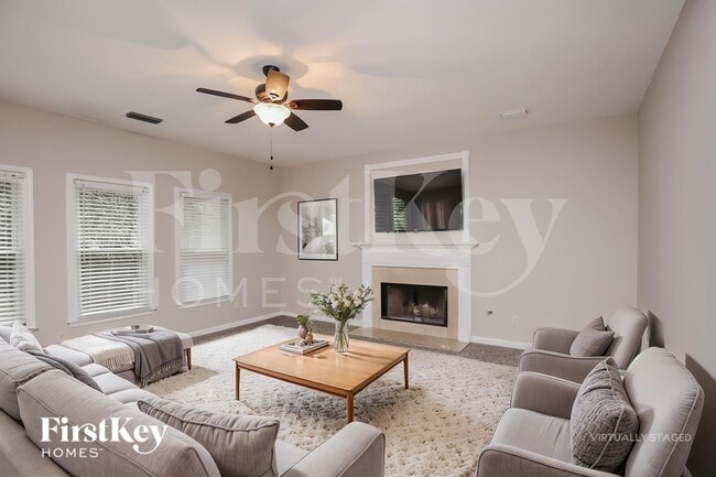Photo - 3215 Maple Terrace Dr