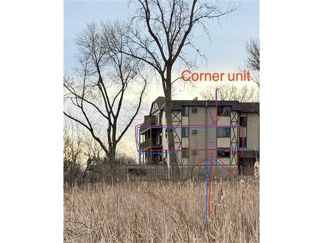 Photo - 1304 W Medicine Lake Dr Unit 226