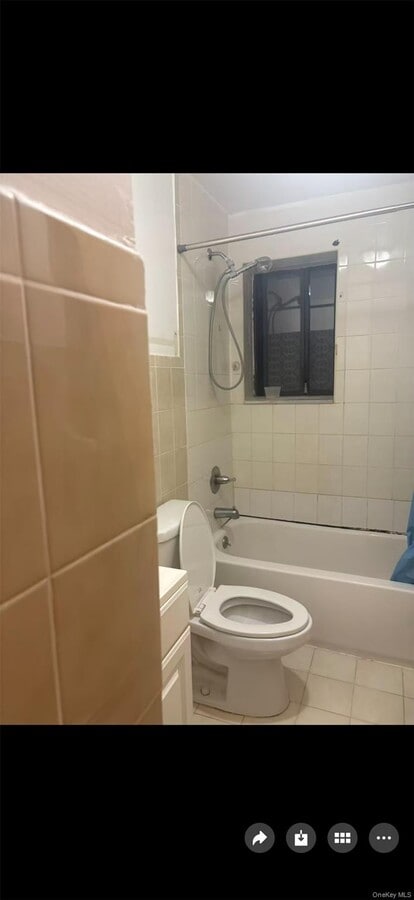 Photo - 43-55 159th St