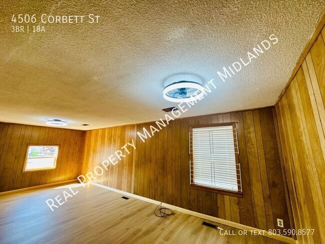 Photo - 4506 Corbett St