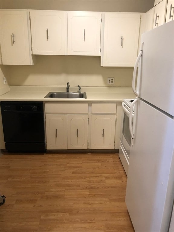 Photo - 245 Sea St Unit 16