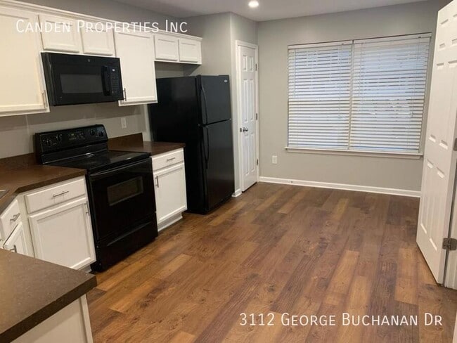 Photo - 3112 George Buchanan