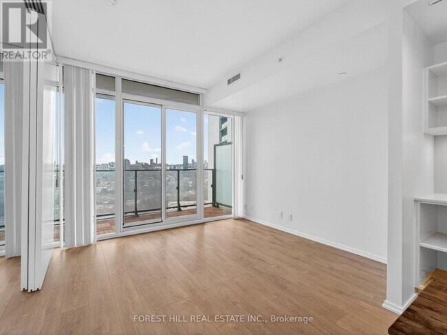 Photo - 125 Peter St Unit 1704