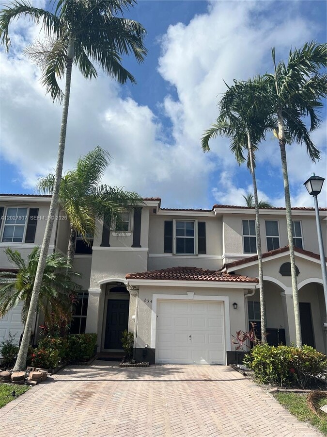 Photo - 254 Riverwalk Cir