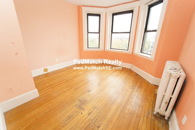 Photo - 1254 Commonwealth Ave Unidad 25 Rental