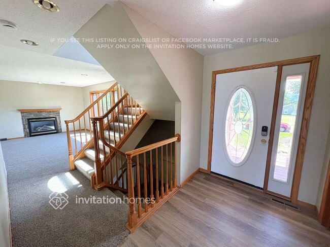 Photo - 13876 59th St NE