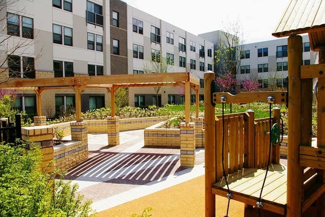 Photo - Shelton Apartments