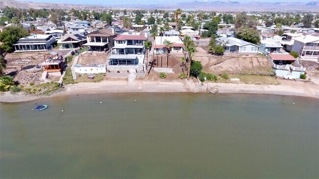 Photo - 2077 Whitewater Dr