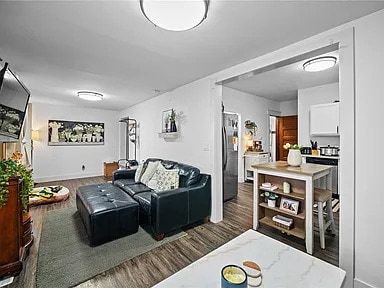 1725 Army Post Rd Unit A