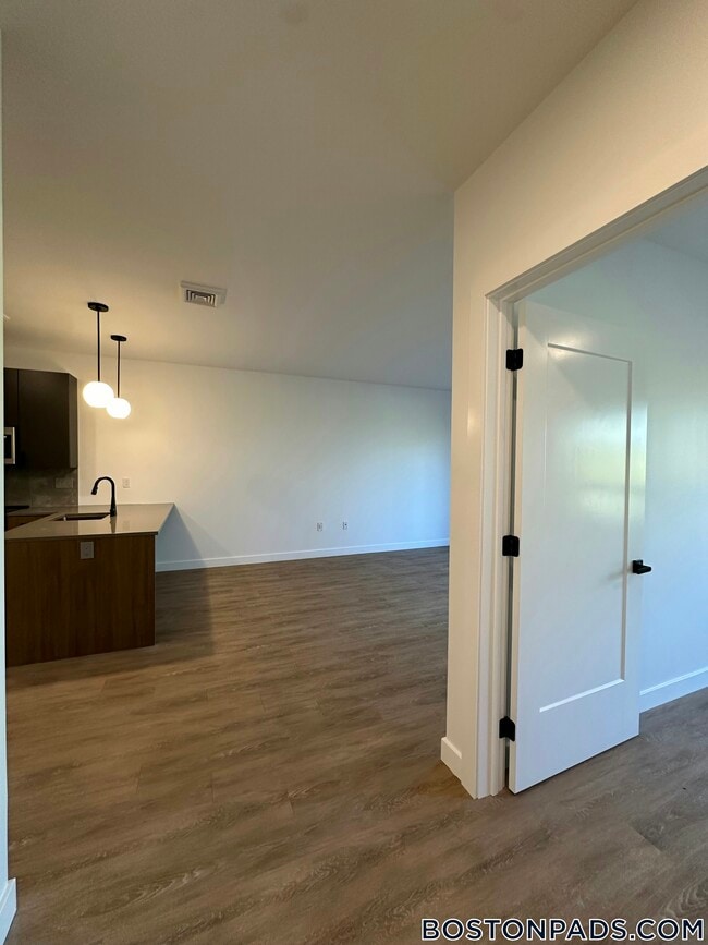 Photo - 199 Gardner St Unit 208