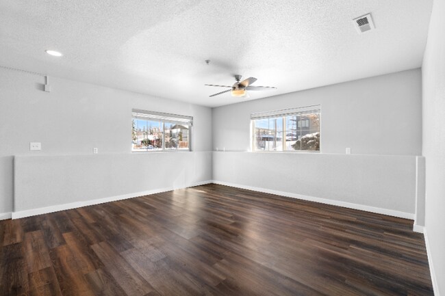 Photo - 104 Colorado Ave Unit B