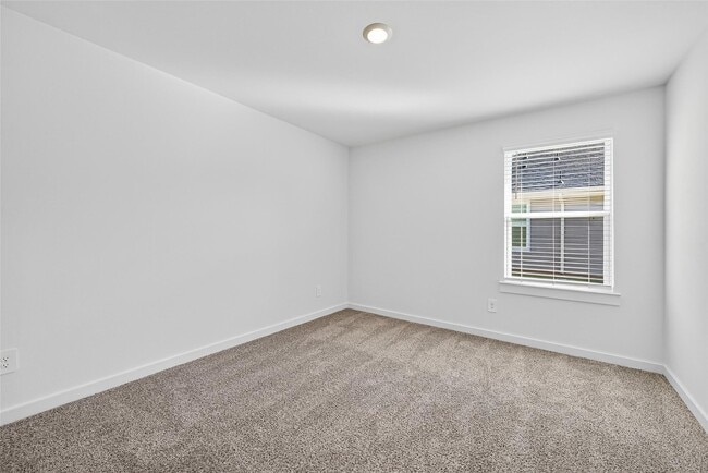 Building Photo - 4215 Russet Elm Ln