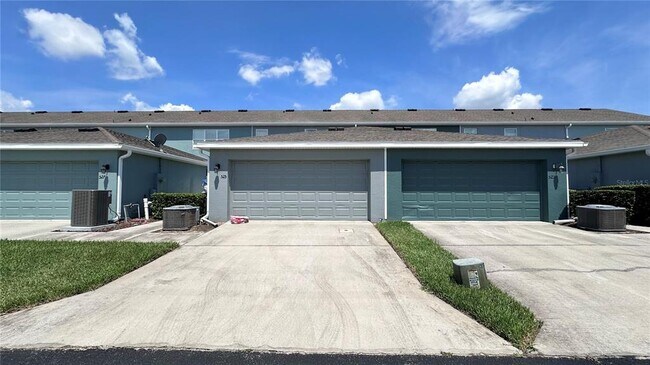 Photo - 525 Waterside Pointe Dr
