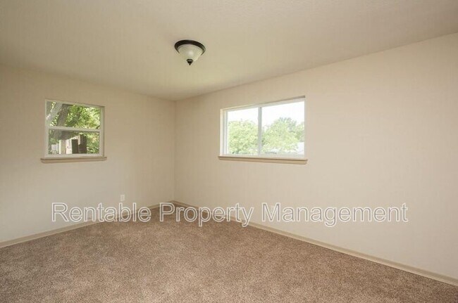 Photo - 5209 Rector Ave