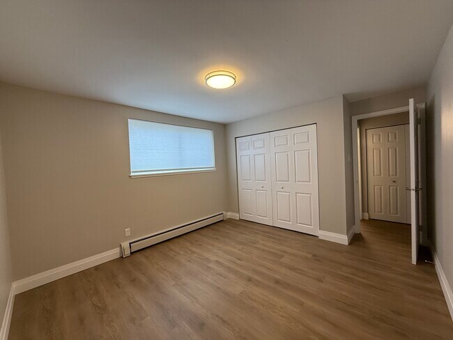 Photo - Kortright Apartments