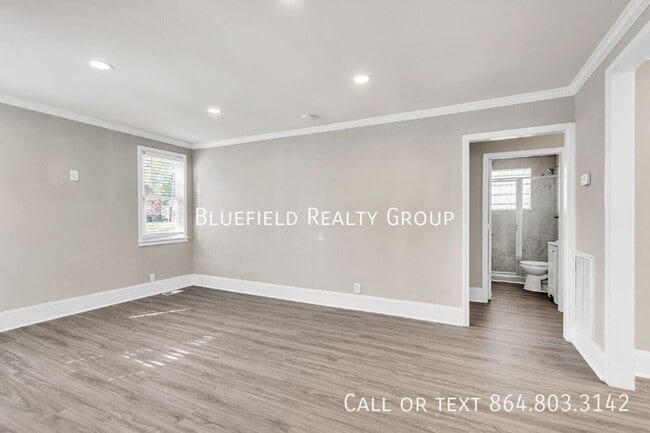 Photo - 25 Celand St