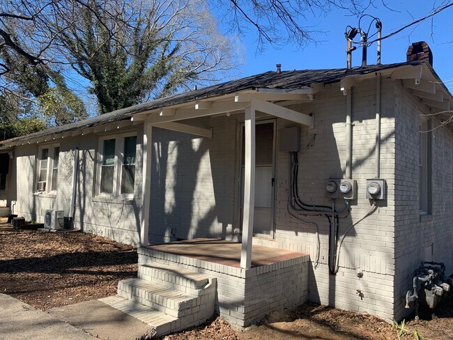Building Photo - 506-506 Kingston Ave NE Unit 506B