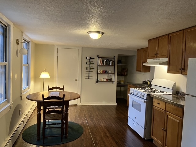 Building Photo - 249 Bennington St Unit 1