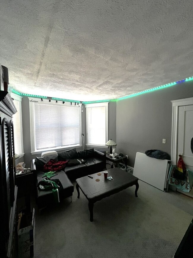 Photo - BU South Campus 2 Bed/2 Bath Condo + Office with Parking Included for September 1st!!!