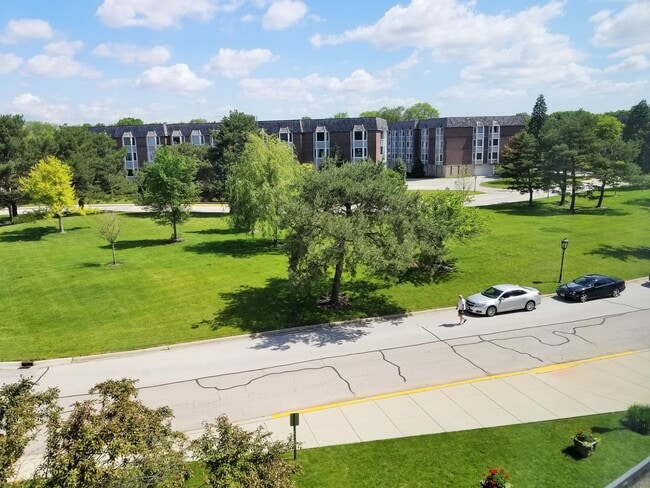 Photo - 400 Ascot Dr Unidad 2D