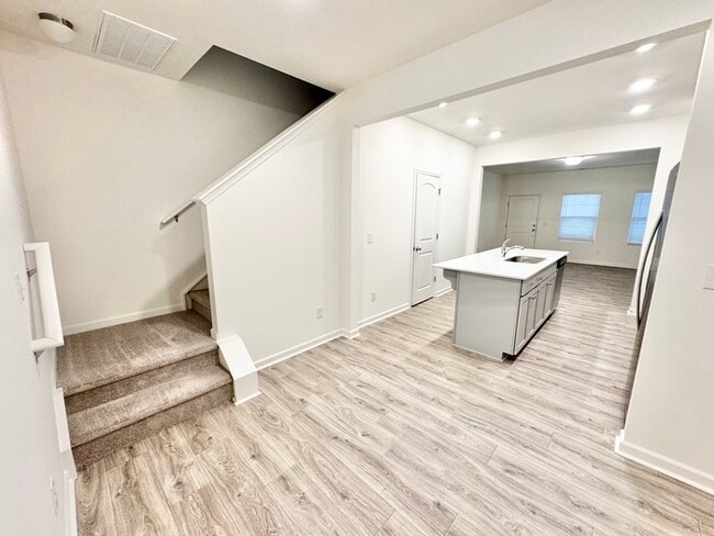 Photo - Two bedroom 2 1/2 bath Minutes from downtown Mooresville