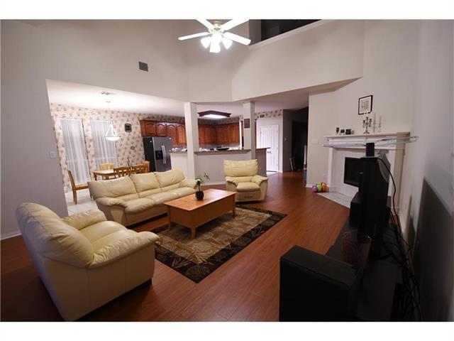 Photo - 4141 Silverthorne St