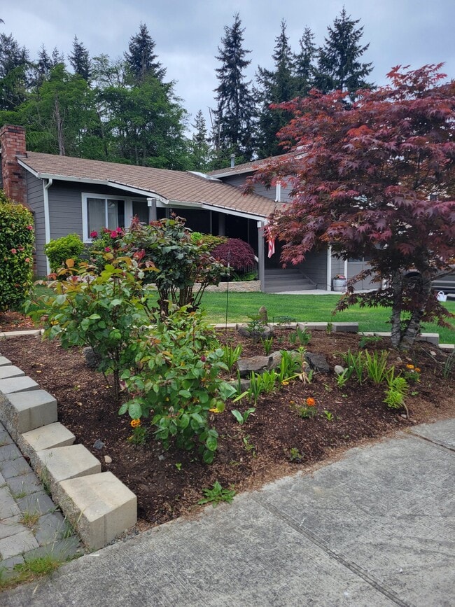 Photo - 32215 8th Ave SW