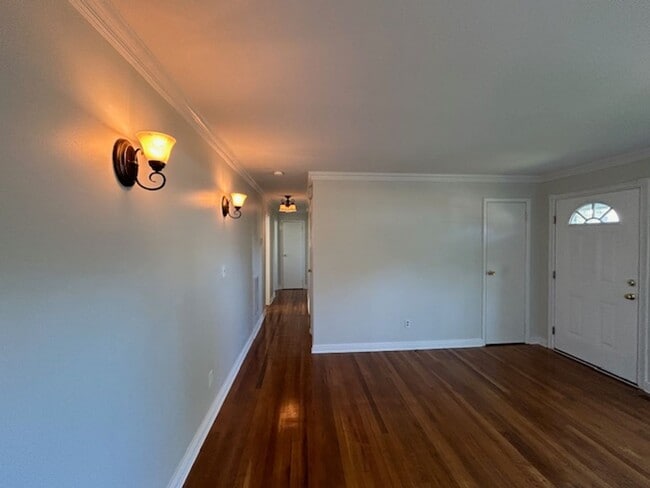 Photo - Charming 3BR Ranch Near Libbie & Grove | Hardwood Floors + Updated Kitchen