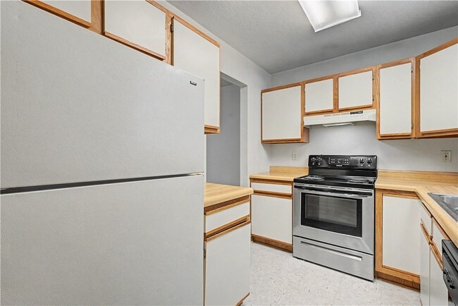 Photo - 1366 E Sequoyah Ct