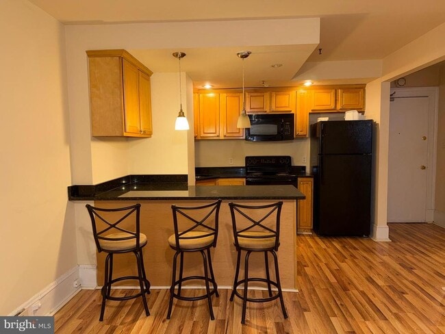 Photo - 1324 Locust St Unit 206