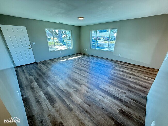 Photo - 1401 S 4th Ave Unit 1