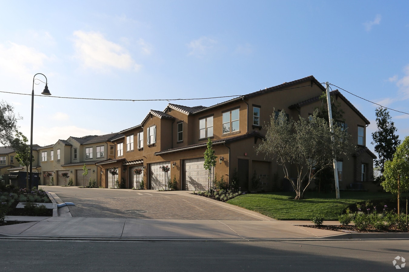 Photo - Fairbanks Square