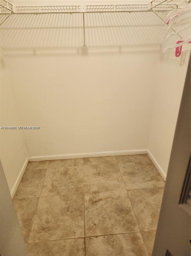 Photo - 5750 NW 64th Ave Unidad 303