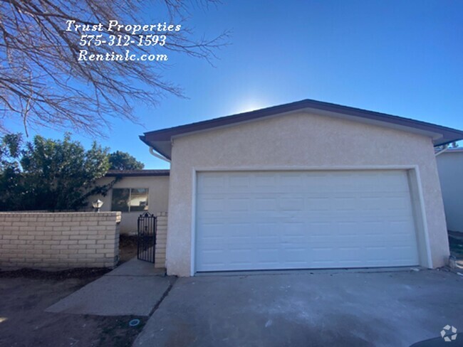 Building Photo - Remodeled 3/2 on Cul-de-Sac Rental