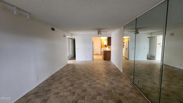 29 Mission Plaza Dr