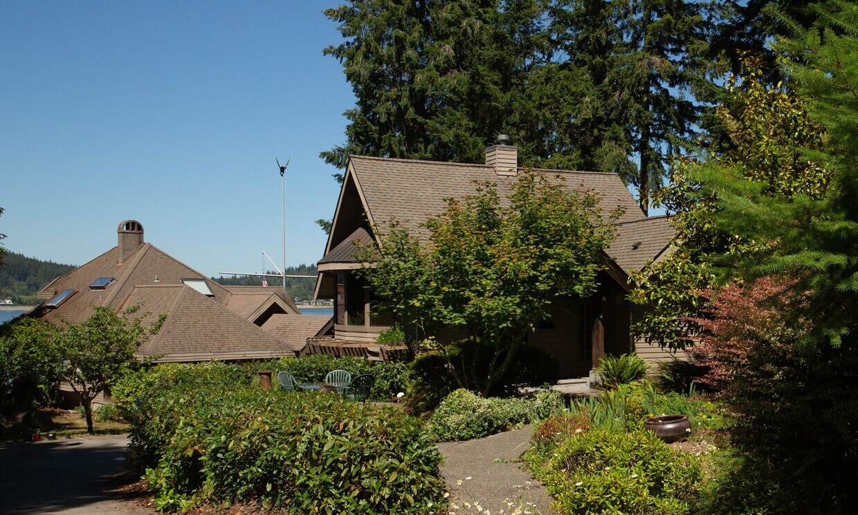 Photo - 6219 Point Glover Ln E (Port Orchard, WA)