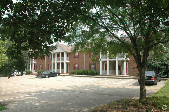 Building Photo - 79 Forest Hill Dr Rental