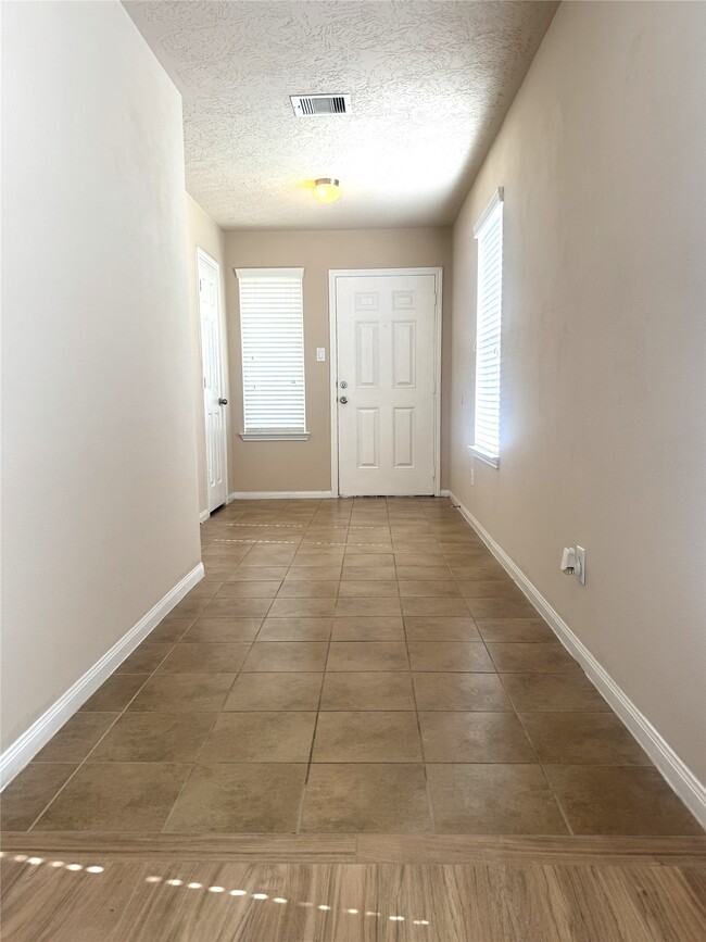 2231 Tandy Park Way