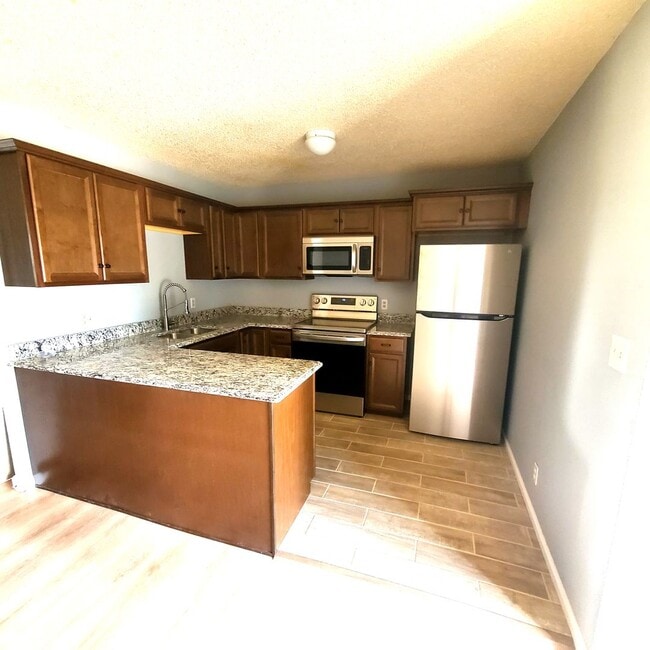 Photo - 1413 E 12th St Unidad 1413 E 12th St Apt A