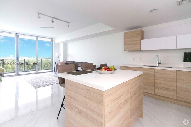 Building Photo - 16385 Biscayne Blvd Unit 719W Rental