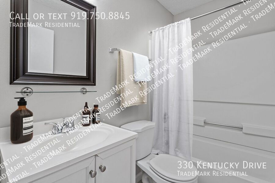 Photo - 330 Kentucky Dr