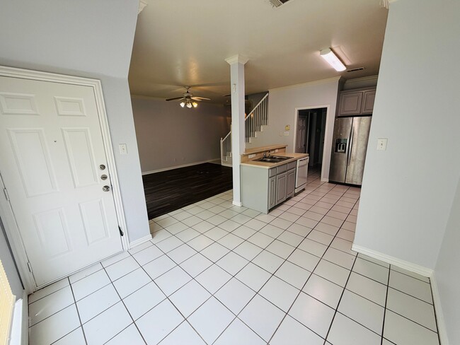 Photo - 5728 Blackmon Ct