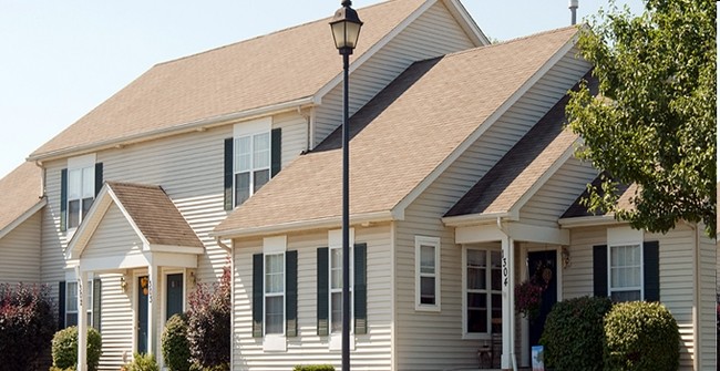 Stone Hedge Village Townhouses - Stone Hedge Village Townhouses