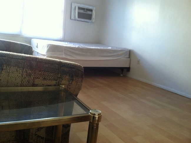 Photo - 57 E Healey St