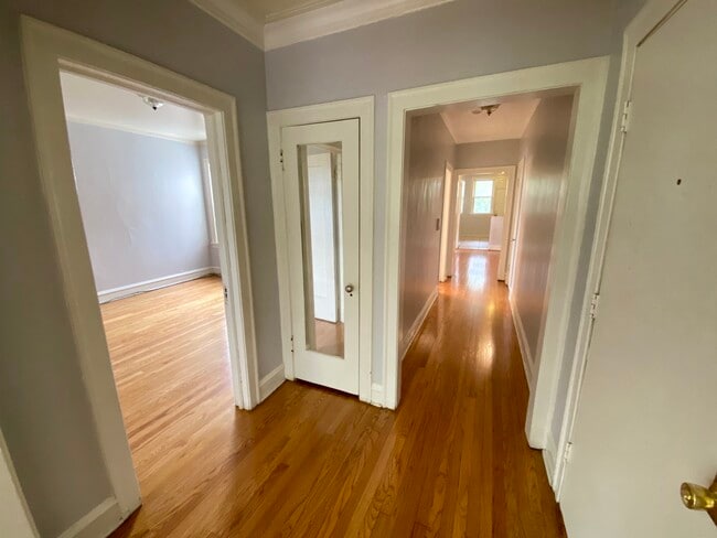 Photo - 7931 S Manistee Ave Unit 2S